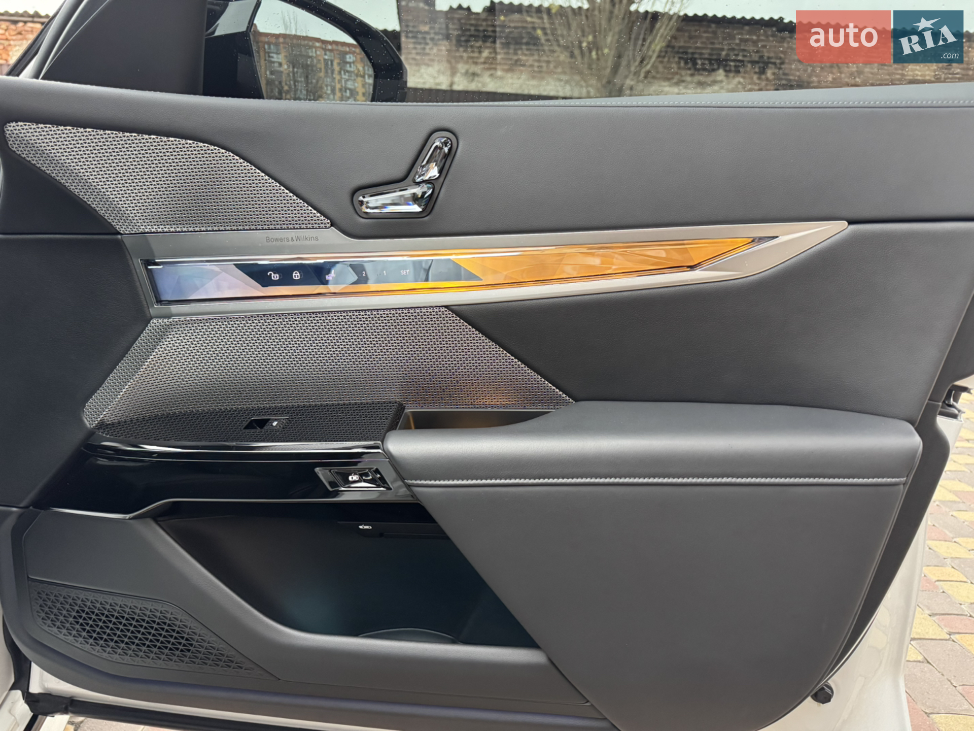 2023 BMW i7 - мініатюра 21