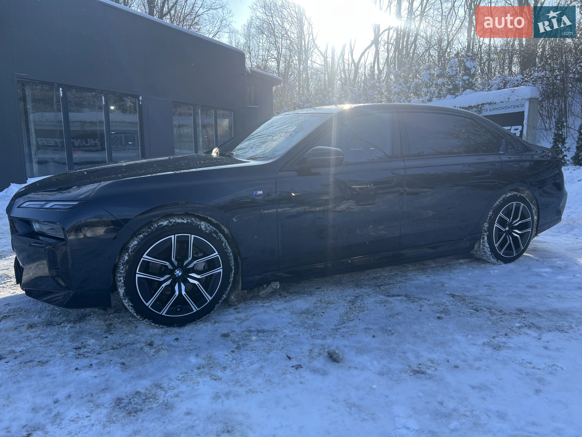 2023 BMW i7 - мініатюра 13
