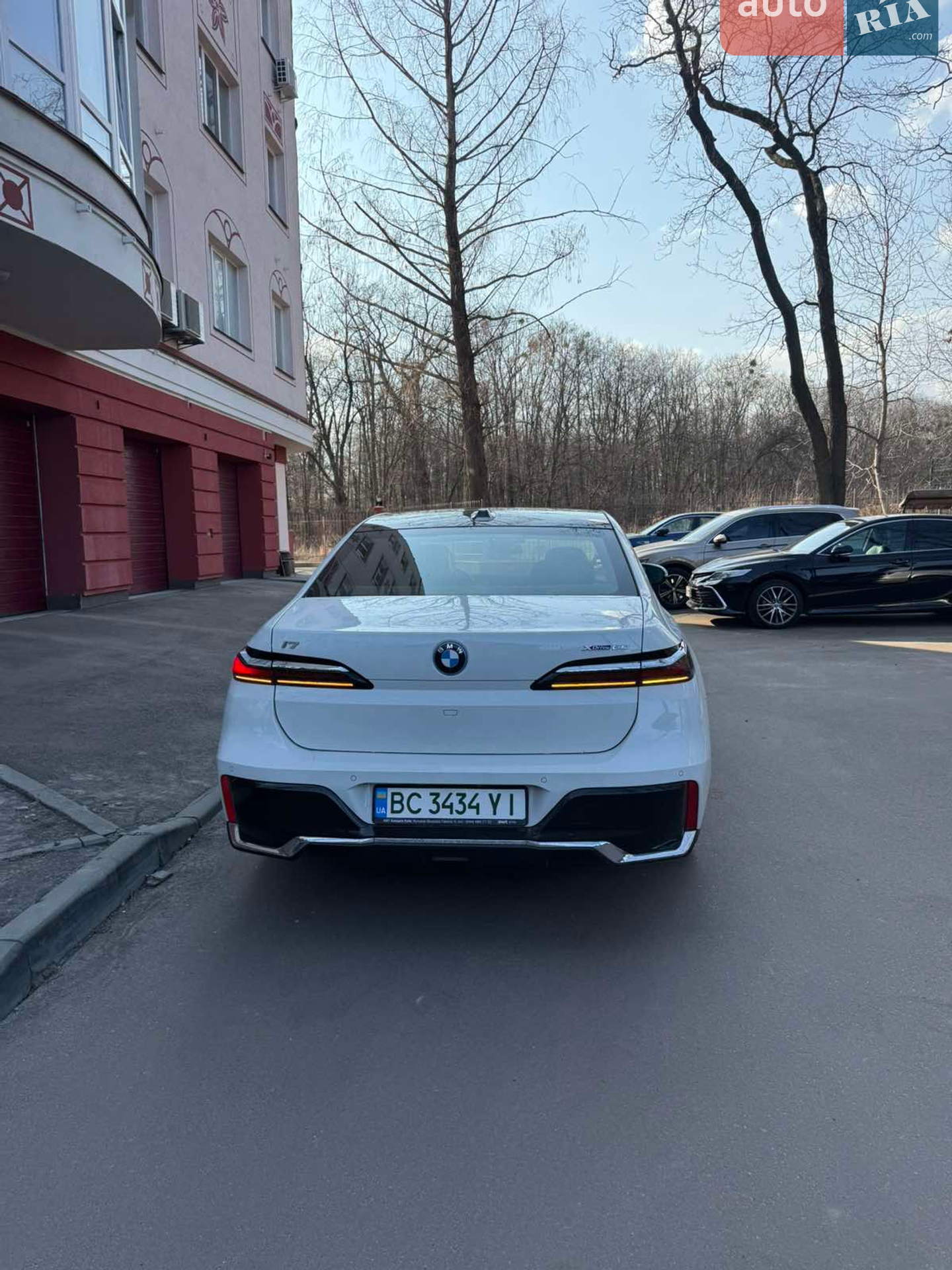2023 BMW i7 - мініатюра 4