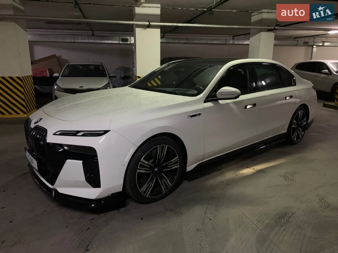 2022 BMW i7 - мініатюра 18