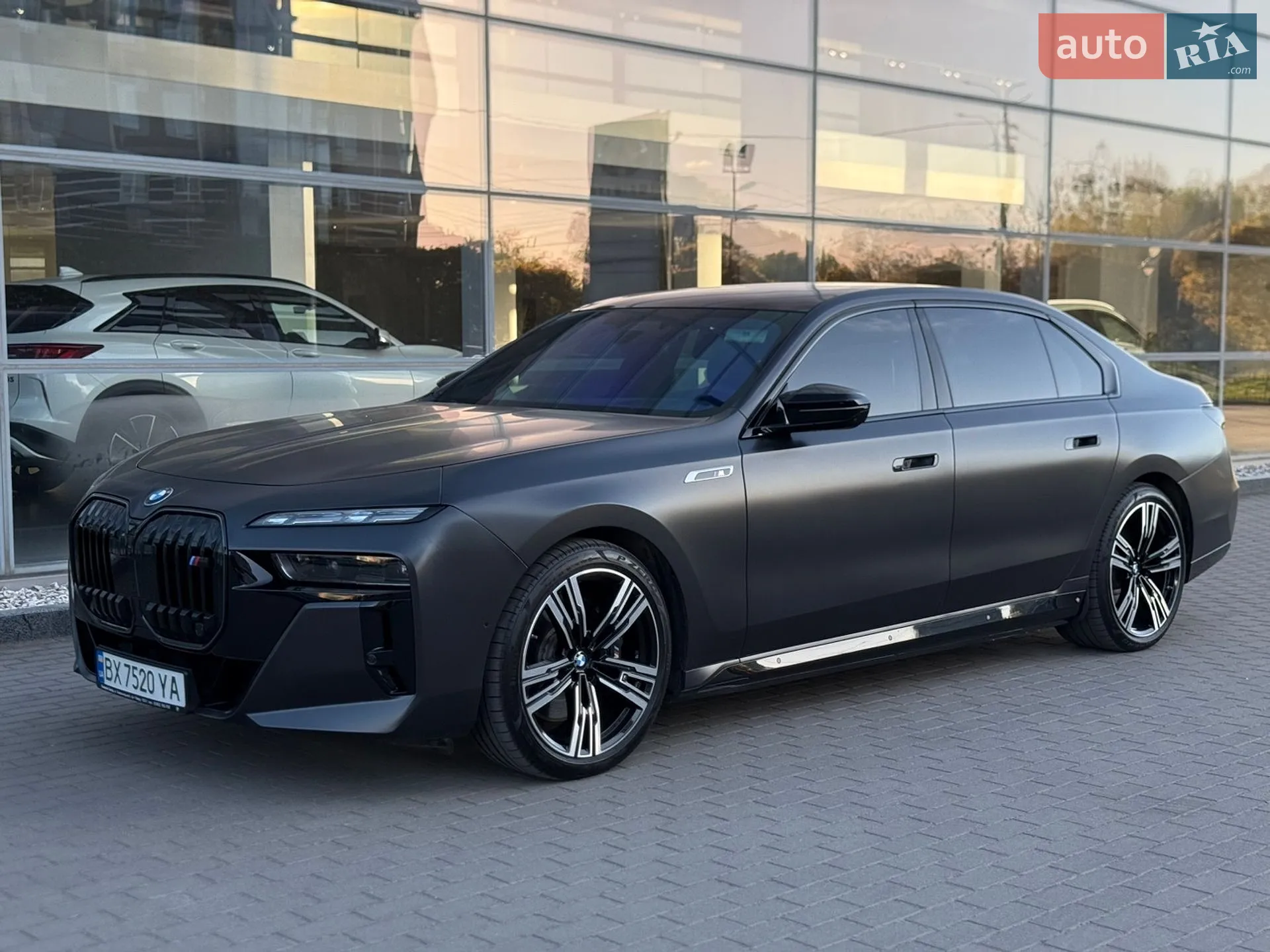 2023 BMW i7 - мініатюра 5