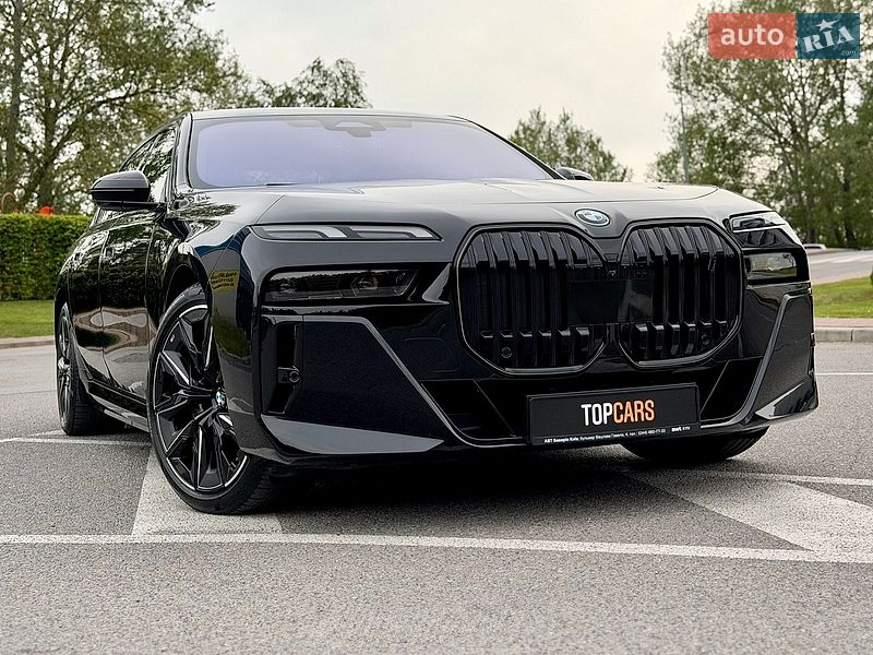 Седан BMW i7 2023 в Києві