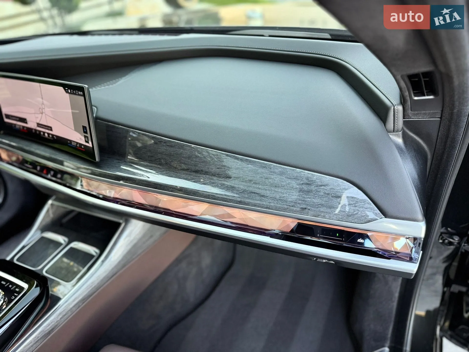 2023 BMW i7 - мініатюра 91
