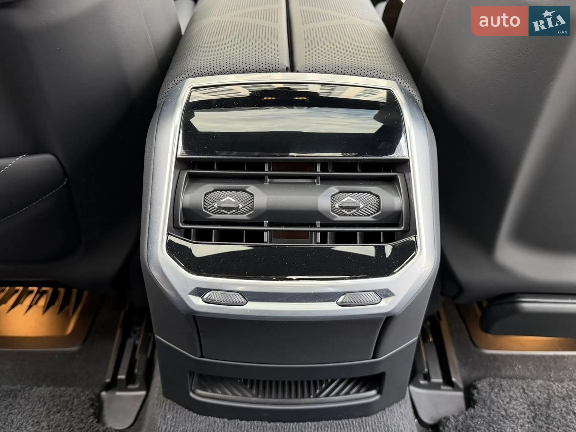2023 BMW i7 - мініатюра 72