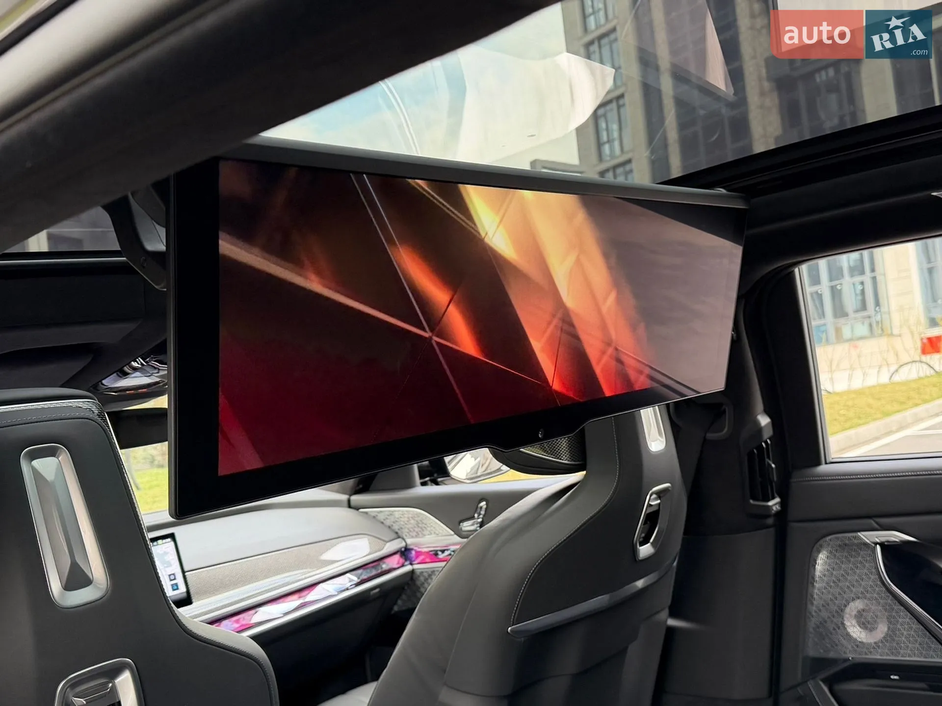 2023 BMW i7 - мініатюра 82