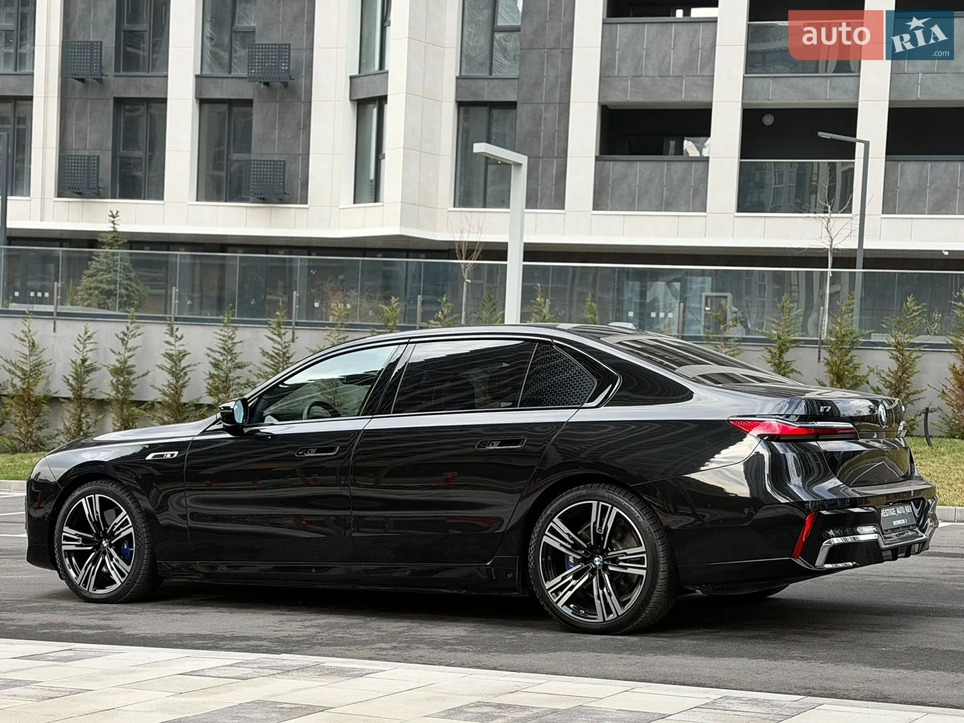 2023 BMW i7 - мініатюра 26
