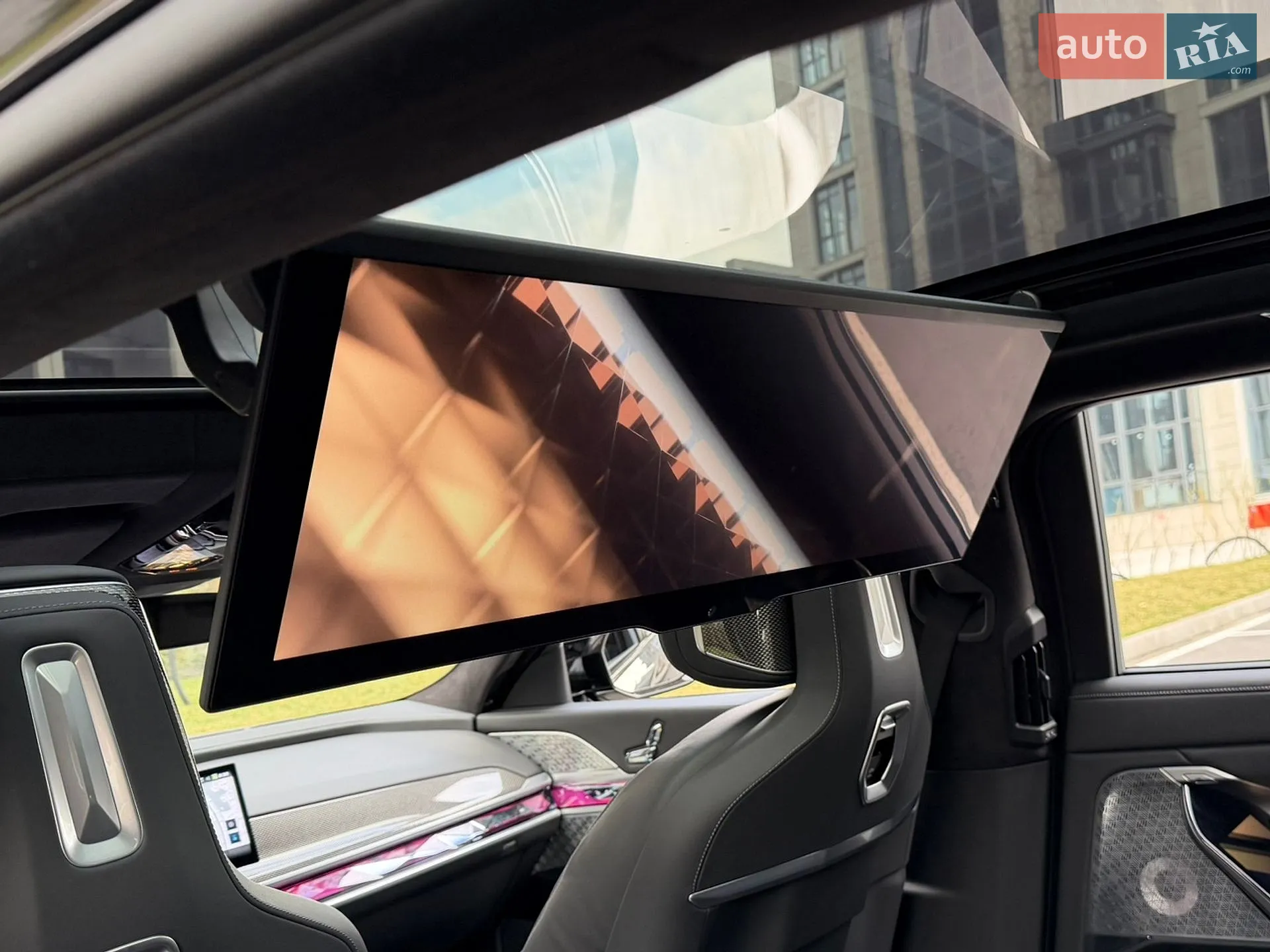 2023 BMW i7 - мініатюра 82