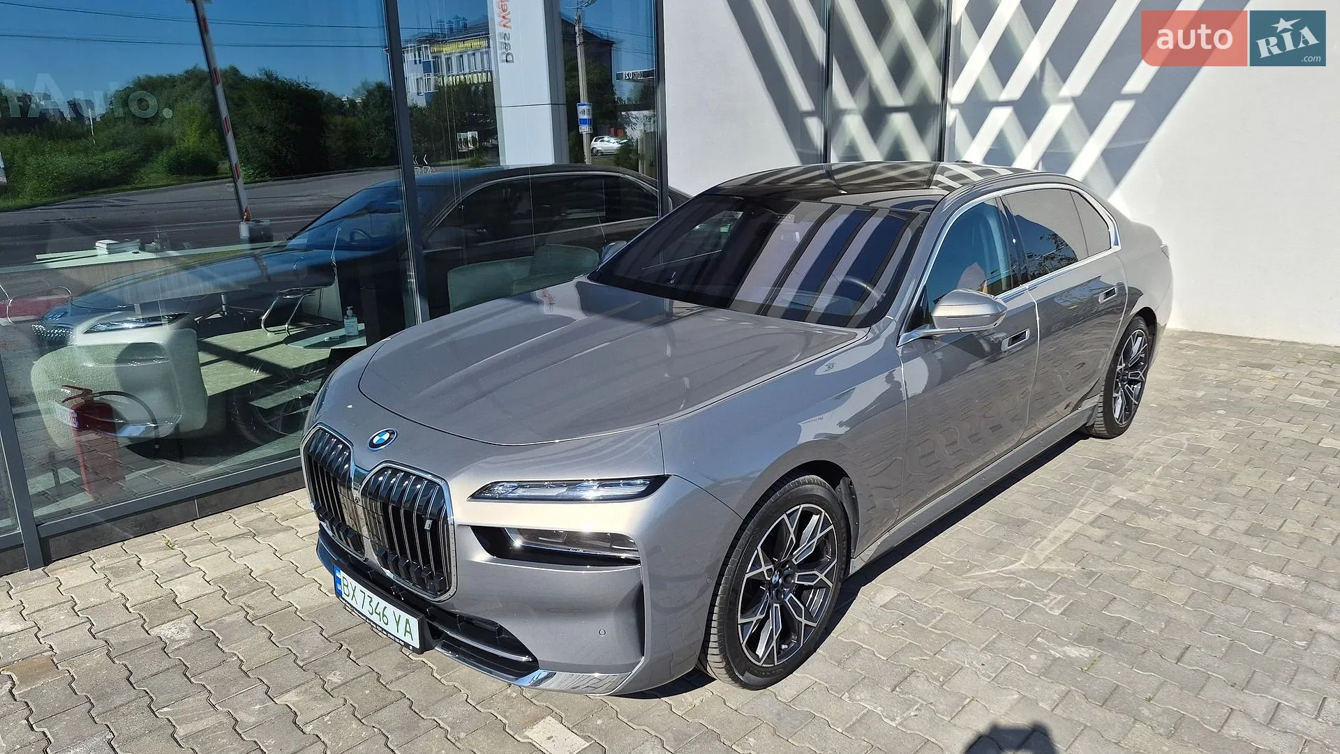2024 BMW i7 - фото 1