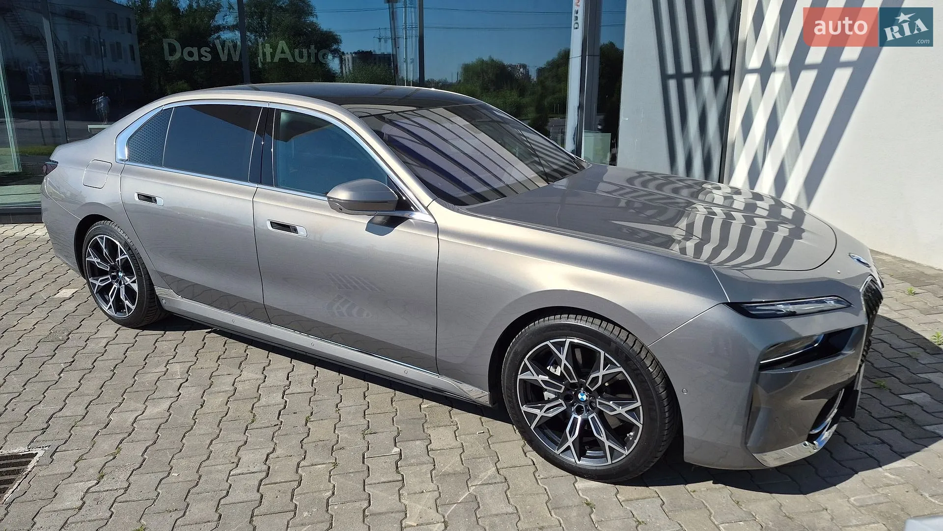 2024 BMW i7 - мініатюра 18