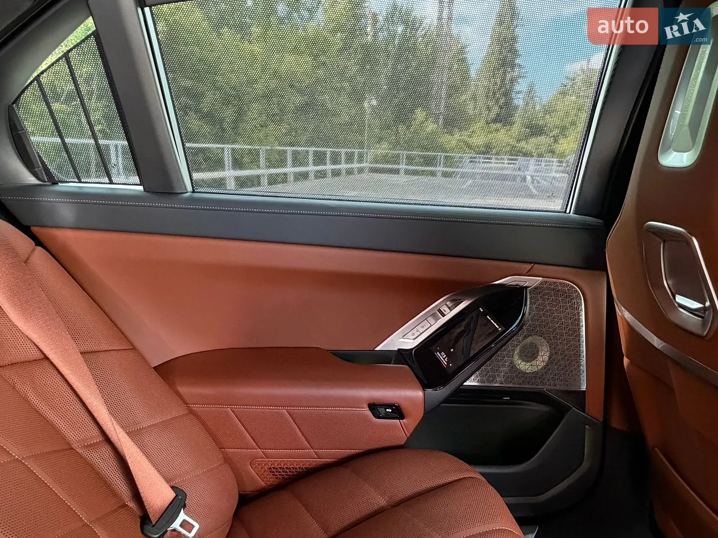 2022 BMW i7 - мініатюра 21