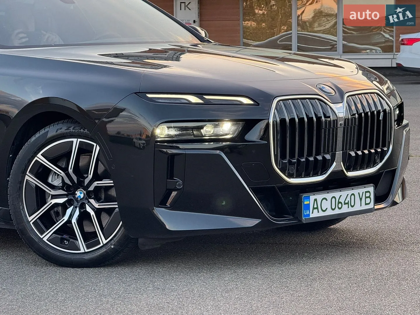 2023 BMW i7 - мініатюра 4