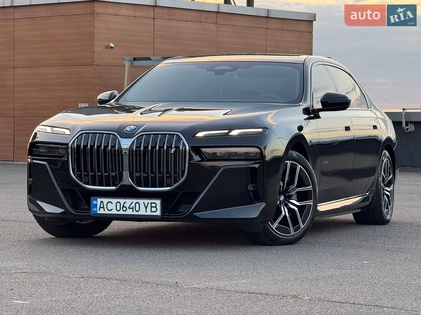 2023 BMW i7 - мініатюра 7