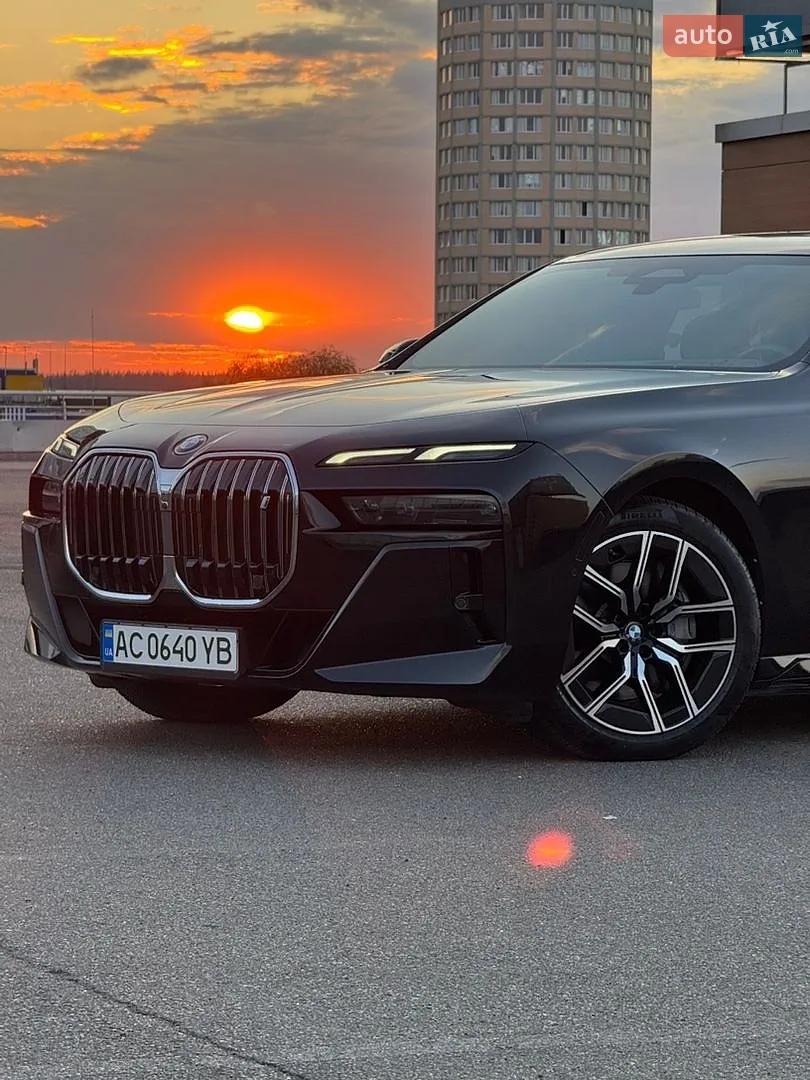2023 BMW i7 - мініатюра 12