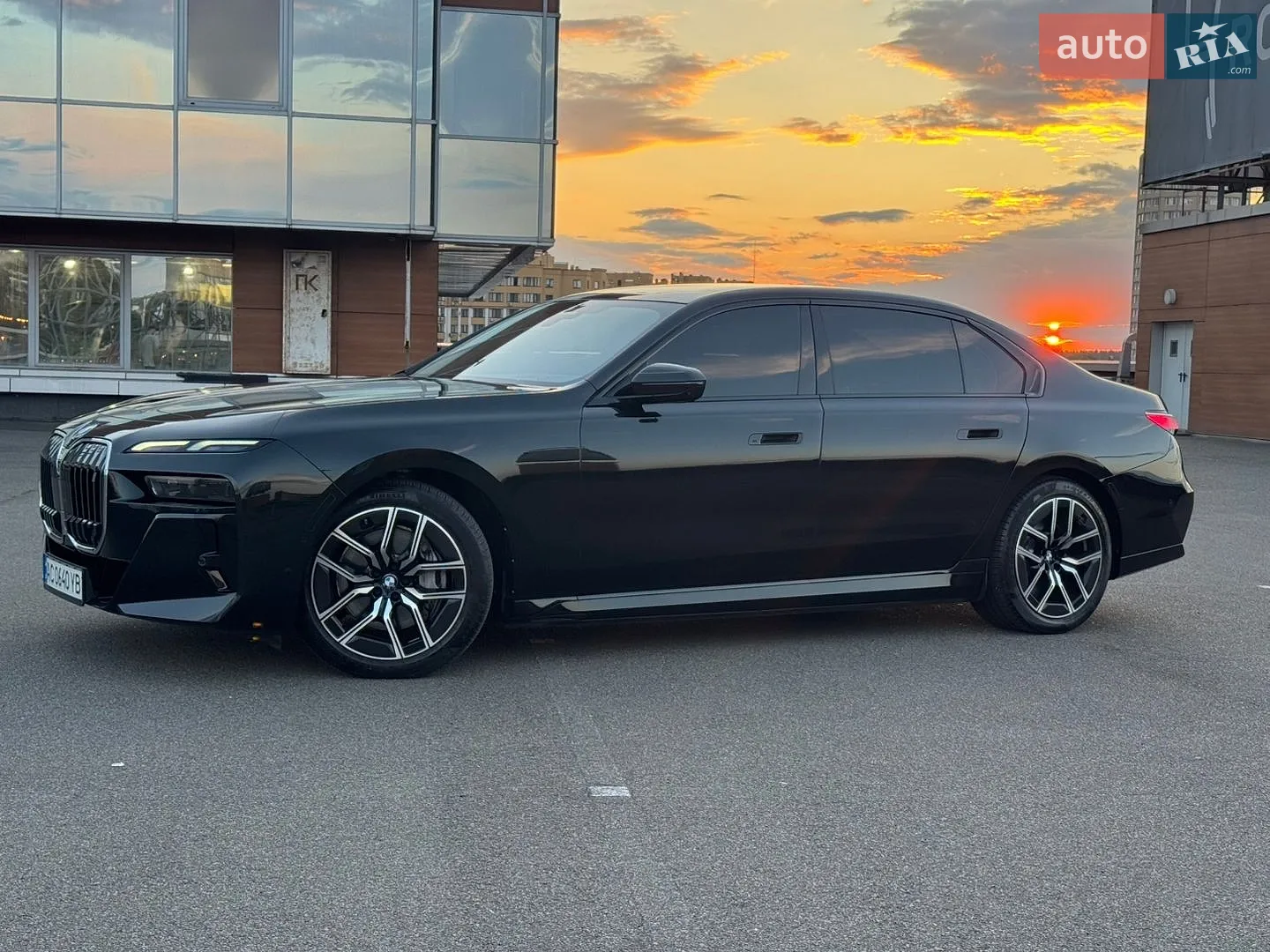 2023 BMW i7 - мініатюра 17
