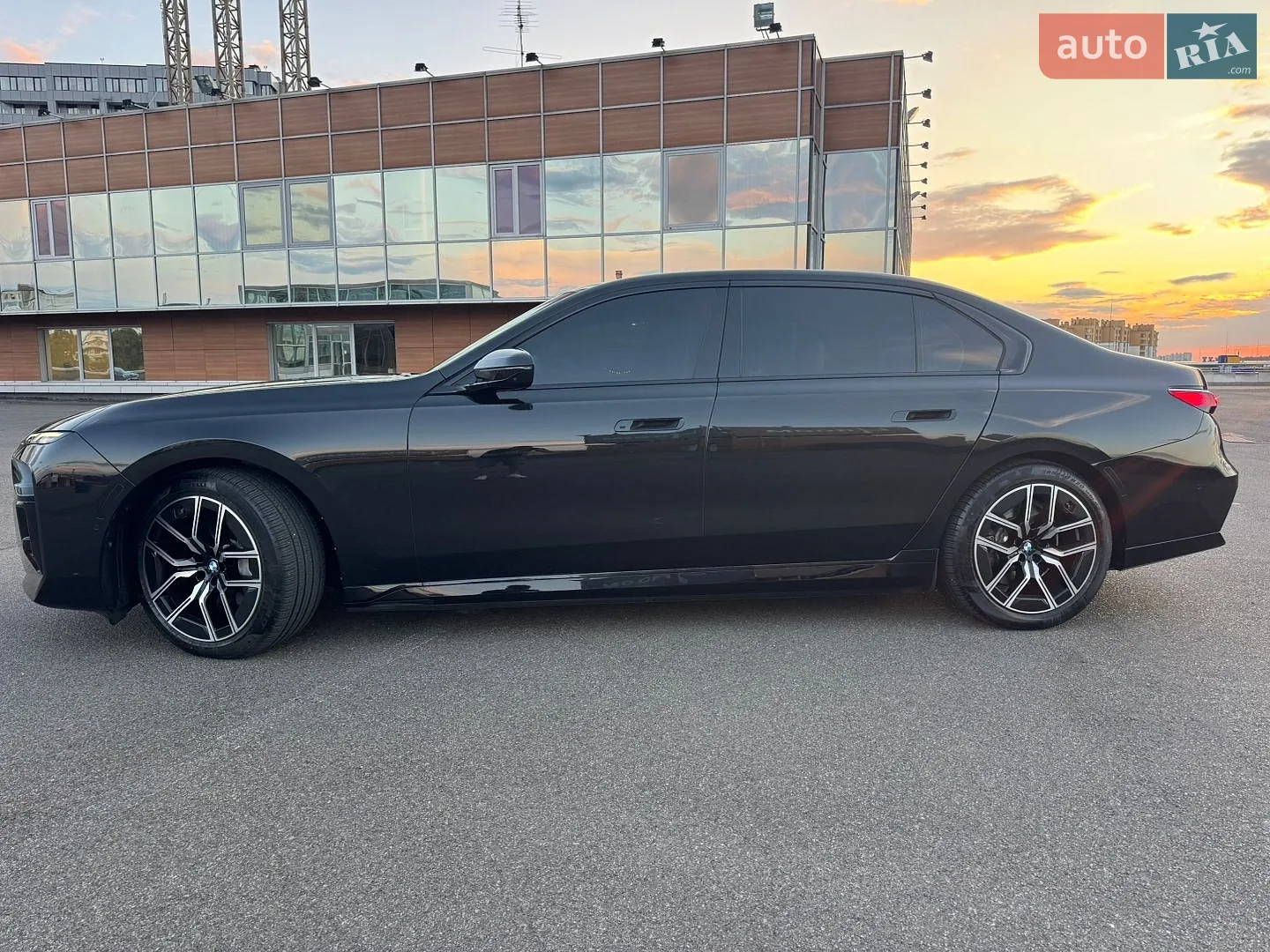 2023 BMW i7 - мініатюра 19