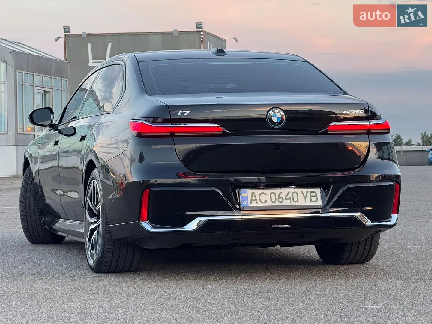 2023 BMW i7 - мініатюра 23