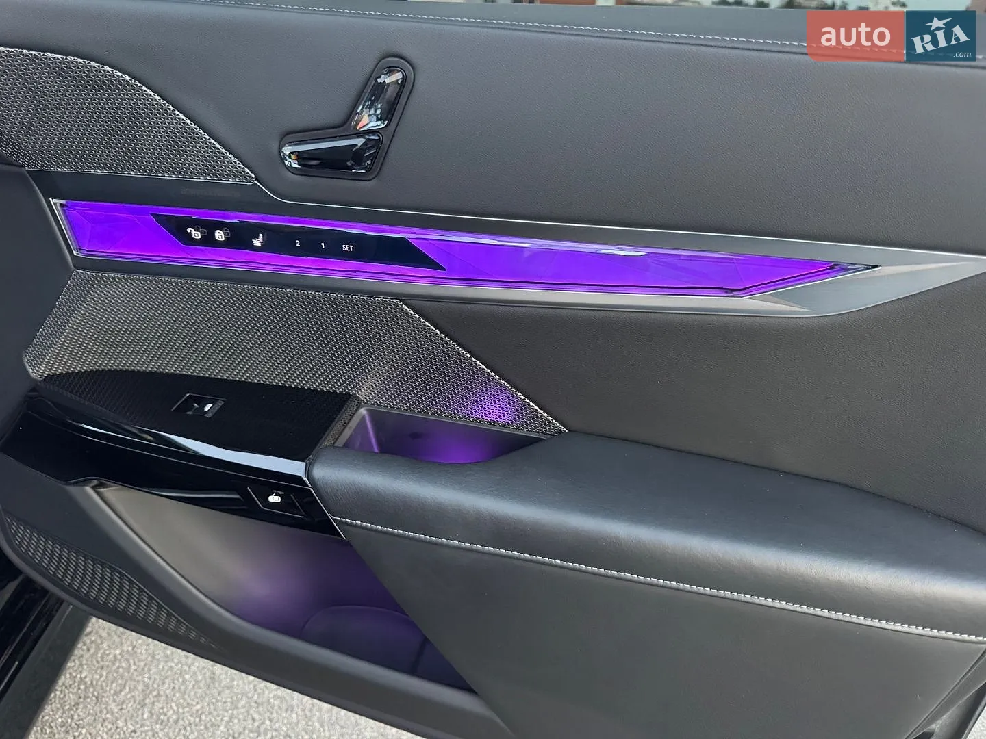 2023 BMW i7 - мініатюра 74