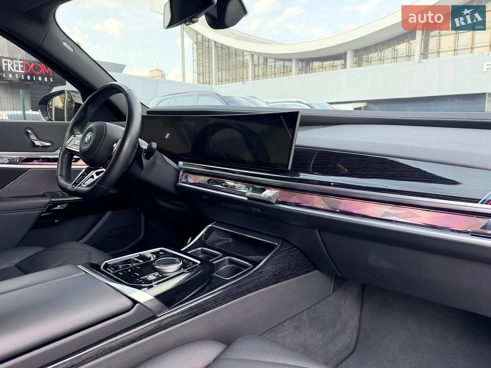2023 BMW i7 - мініатюра 14