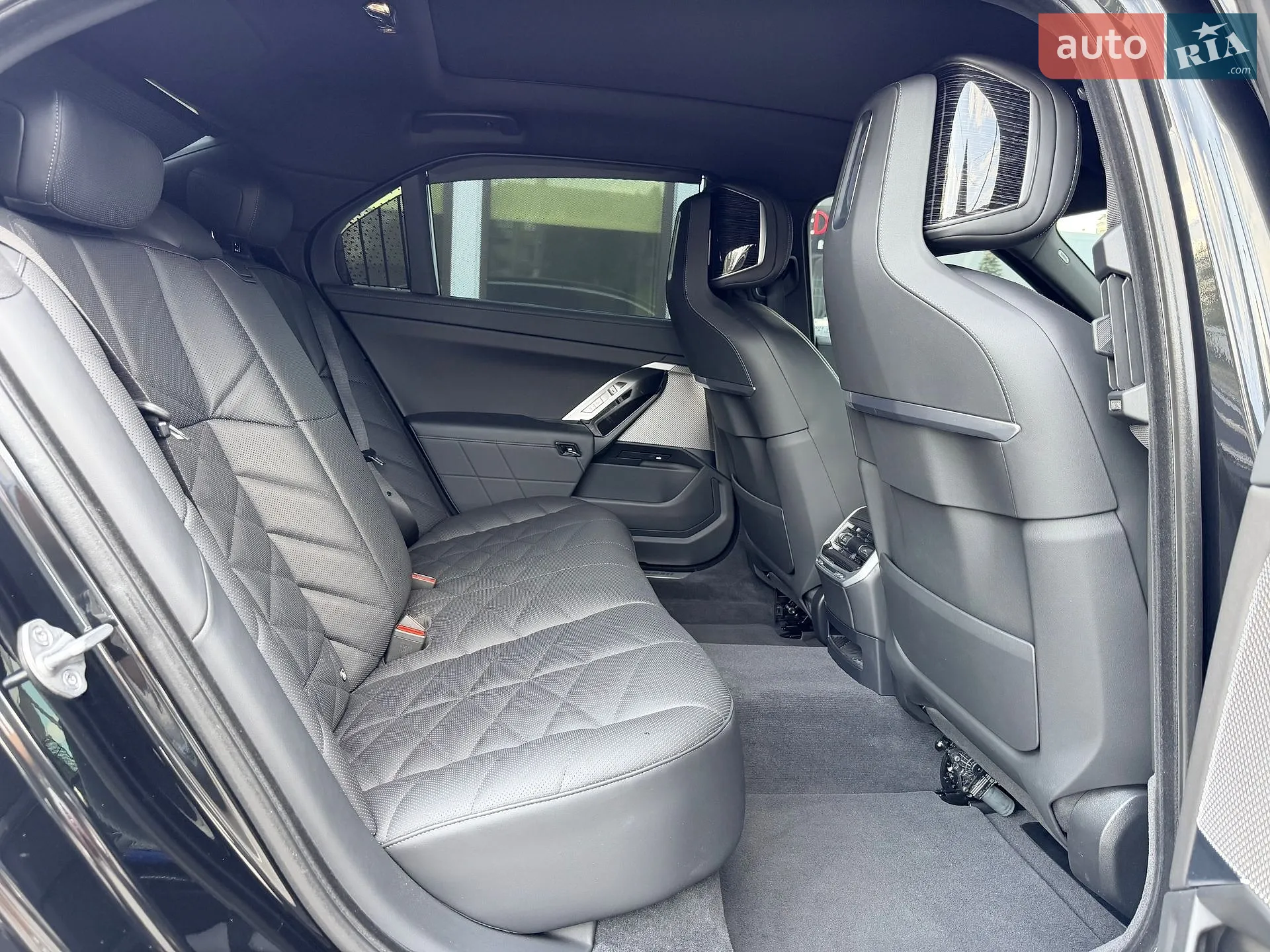 2023 BMW i7 - мініатюра 16