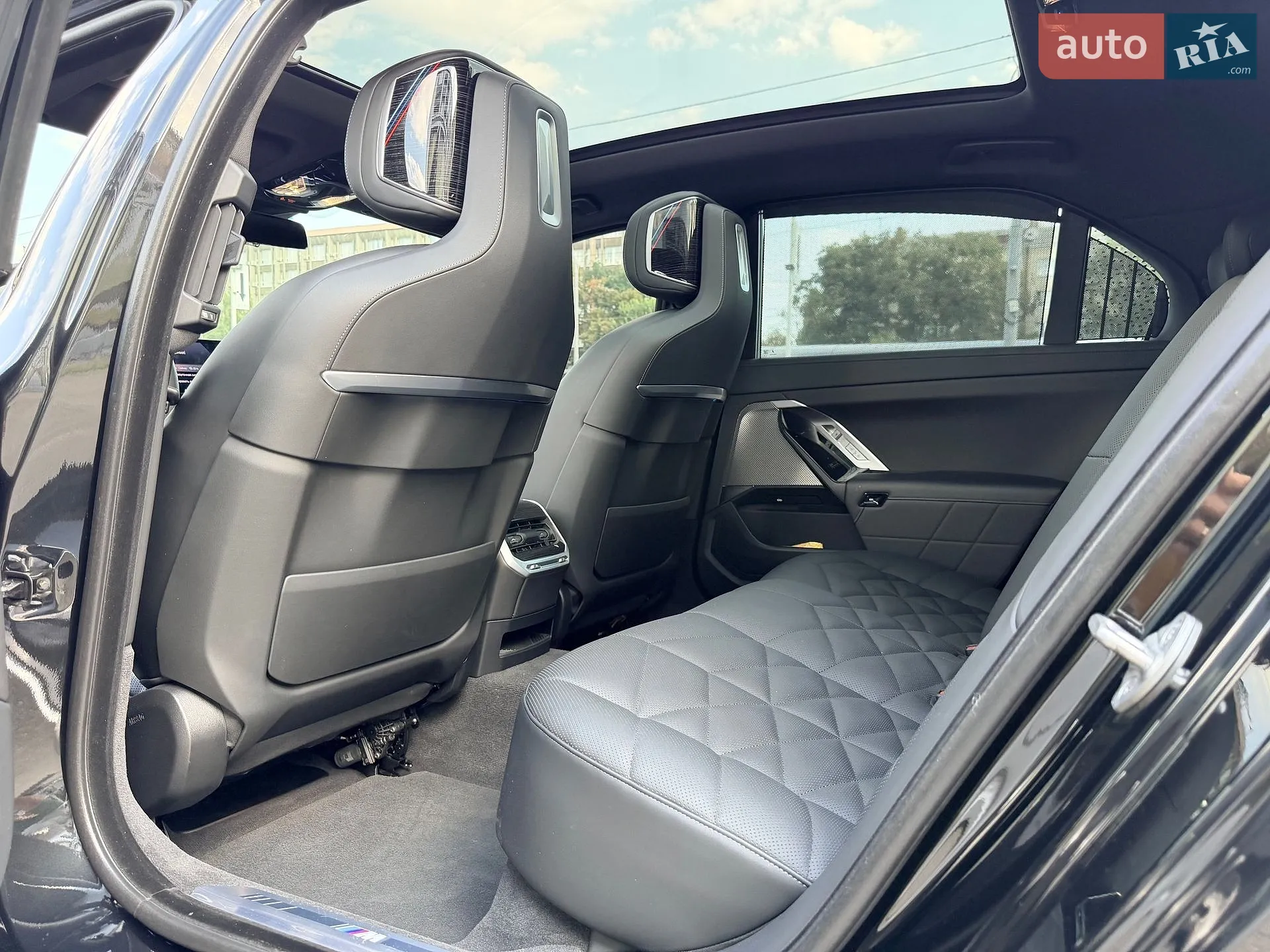 2023 BMW i7 - мініатюра 31