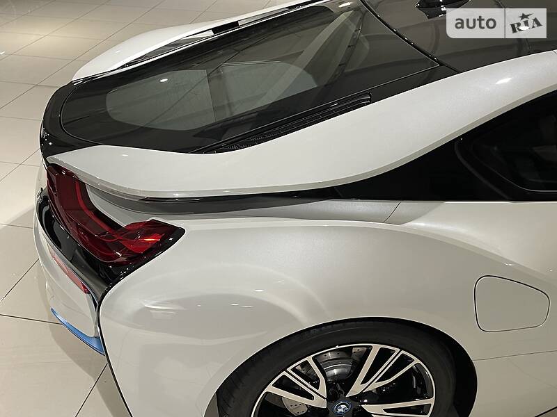 Купе BMW i8 2014 в Киеве