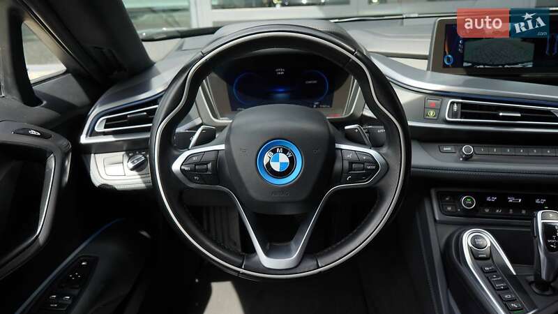 Купе BMW i8 2016 в Буковеле