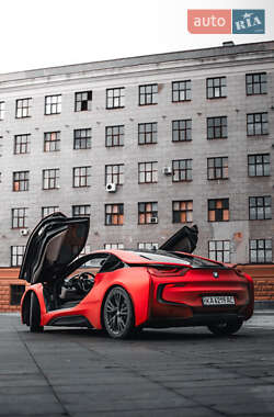 Купе BMW i8 2015 в 