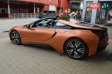 Родстер BMW i8 2018 в 
