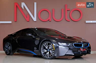 Купе BMW i8 2016 в 