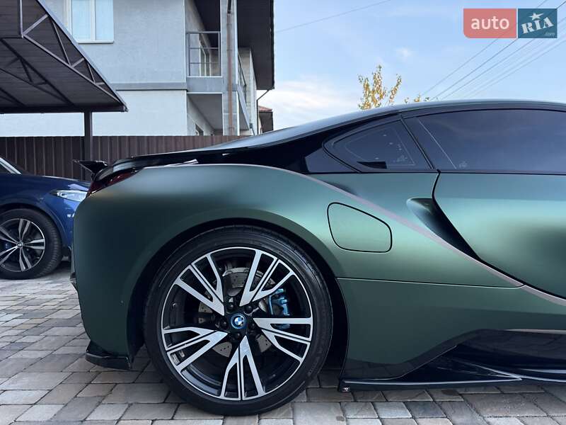 Купе BMW i8 2016 в Киеве фото 36 Купе BMW i8 2016 в Киеве