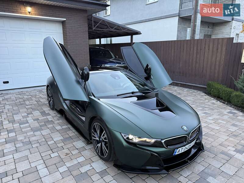 Купе BMW i8 2016 в Киеве фото 48 Купе BMW i8 2016 в Киеве