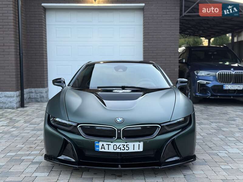 Купе BMW i8 2016 в Киеве фото 81 Купе BMW i8 2016 в Киеве