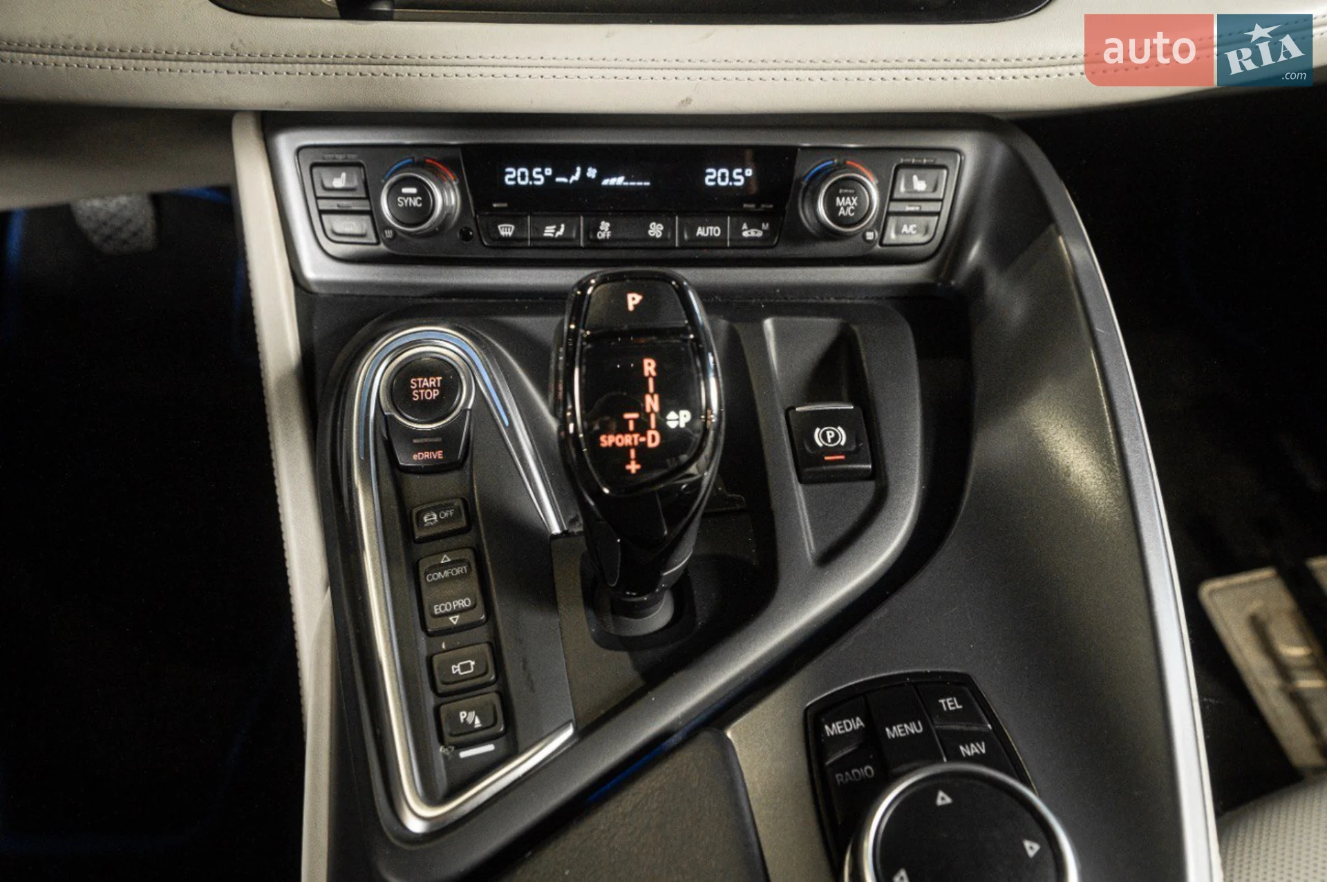 2015 BMW i8 - мініатюра 59