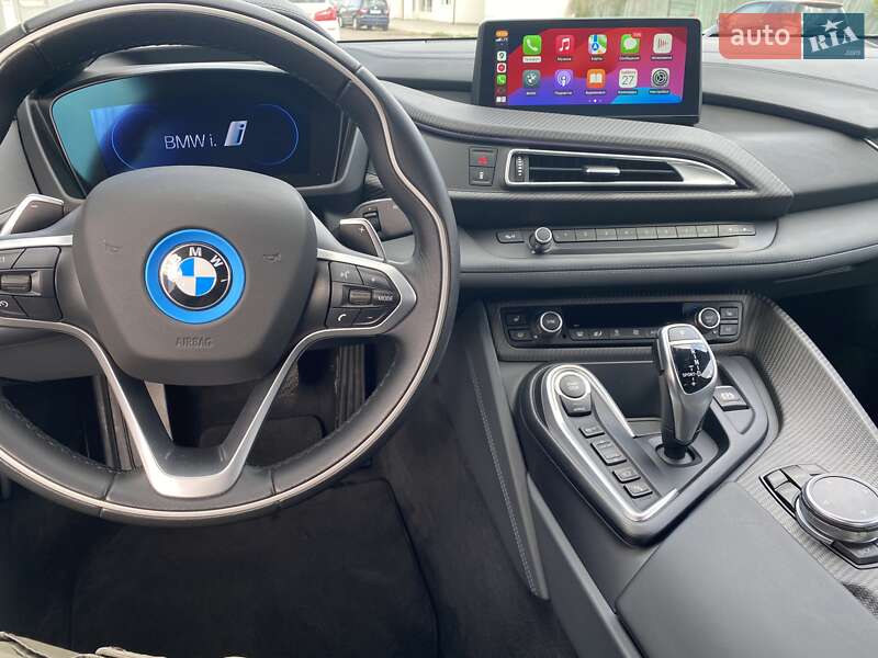 Купе BMW i8 2015 в Черновцах