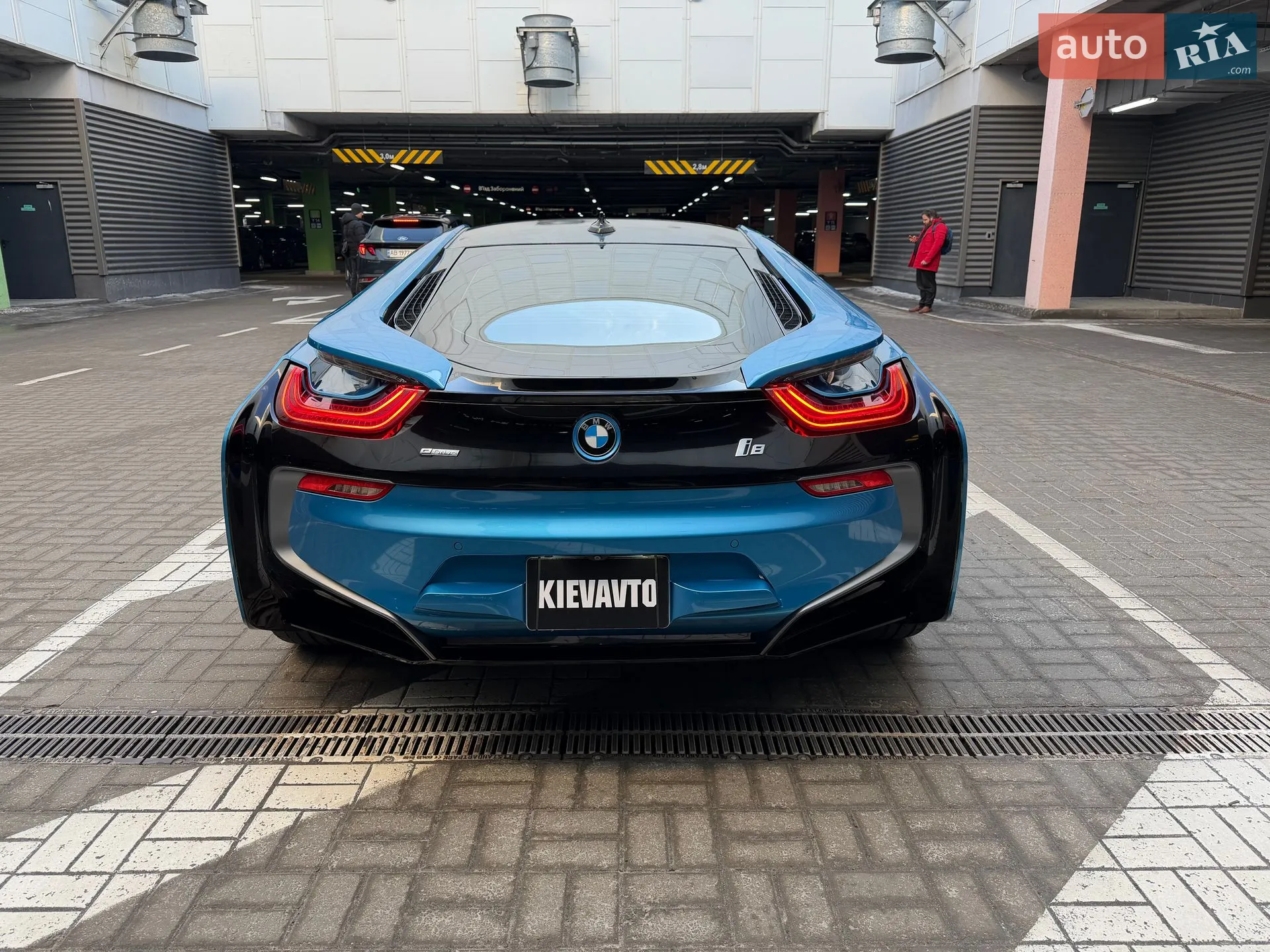 2016 BMW i8 - мініатюра 7
