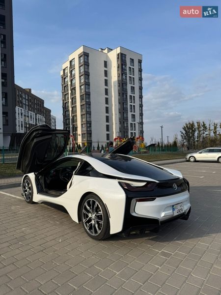 Купе BMW i8 2015 в Луцке