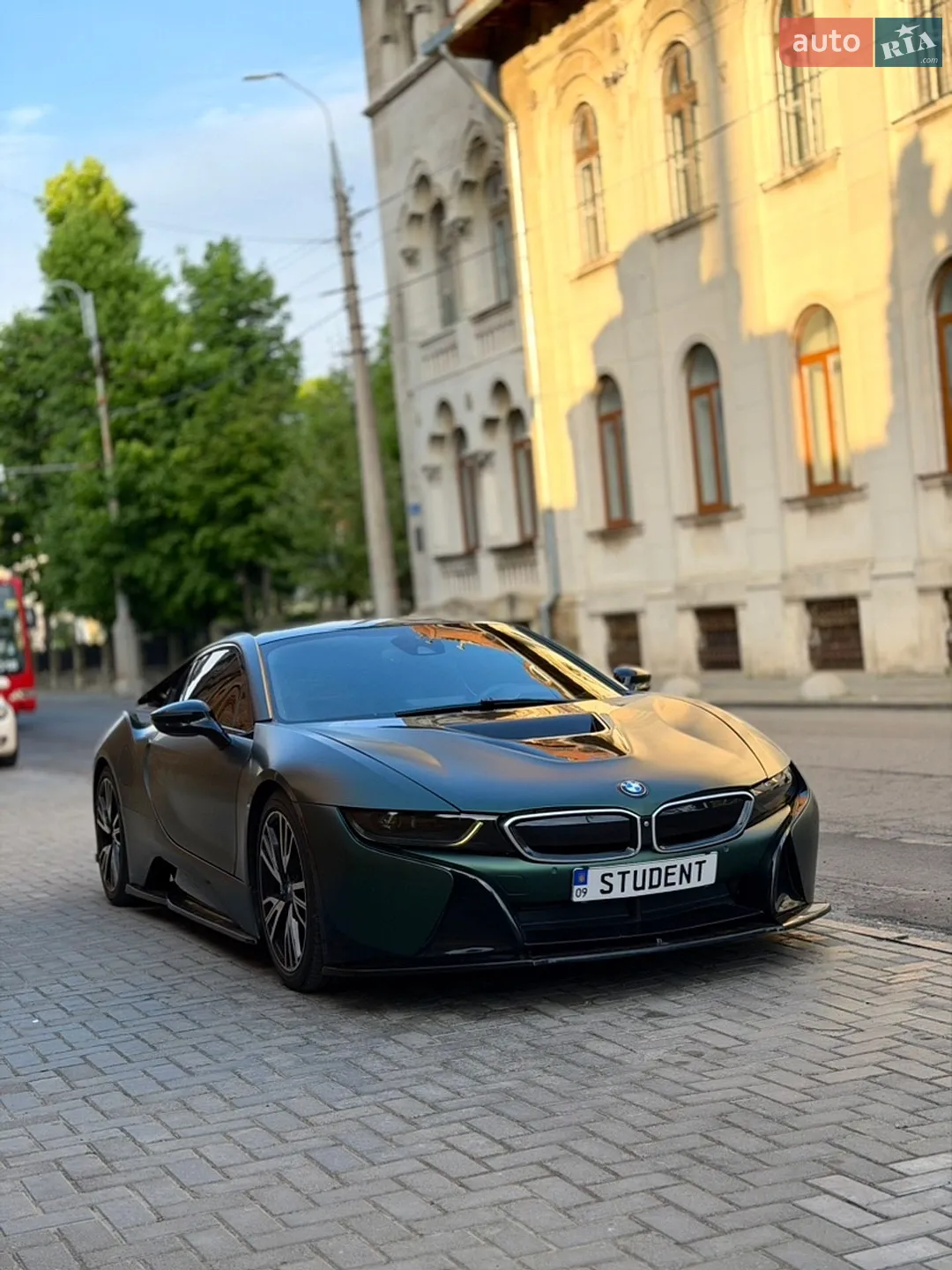 2016 BMW i8 - мініатюра 2