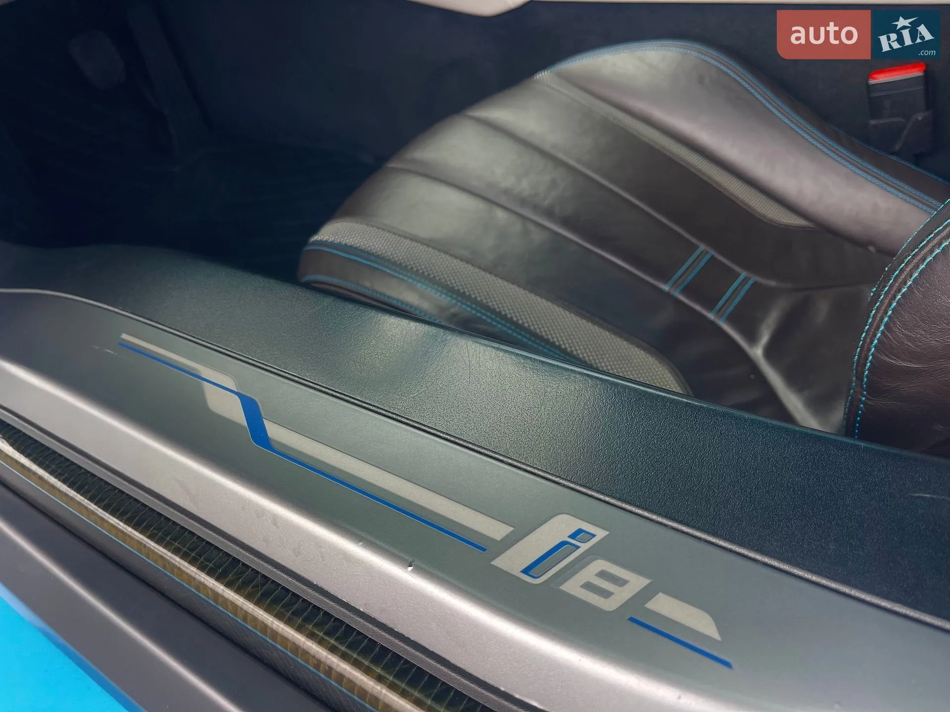2016 BMW i8 - мініатюра 36
