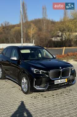 Внедорожник / Кроссовер BMW iX1 2024 в Мукачево