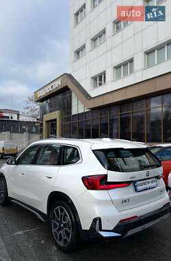 Позашляховик / Кросовер BMW iX1 2024 в Києві