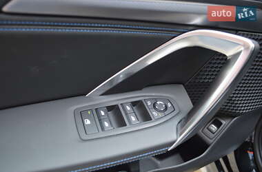 Внедорожник / Кроссовер BMW iX1 2024 в 