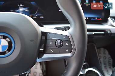 Внедорожник / Кроссовер BMW iX1 2024 в 