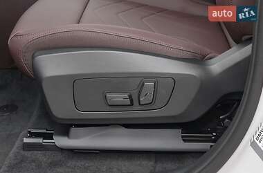 Внедорожник / Кроссовер BMW iX1 2025 в 