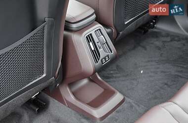 Внедорожник / Кроссовер BMW iX1 2025 в 