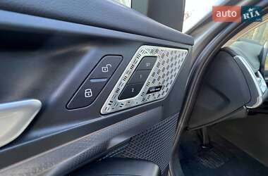 Внедорожник / Кроссовер BMW iX1 2023 в 