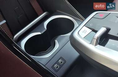 Внедорожник / Кроссовер BMW iX1 2024 в 