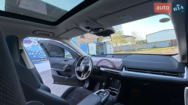 Внедорожник / Кроссовер BMW iX1 2024 в Полтаве