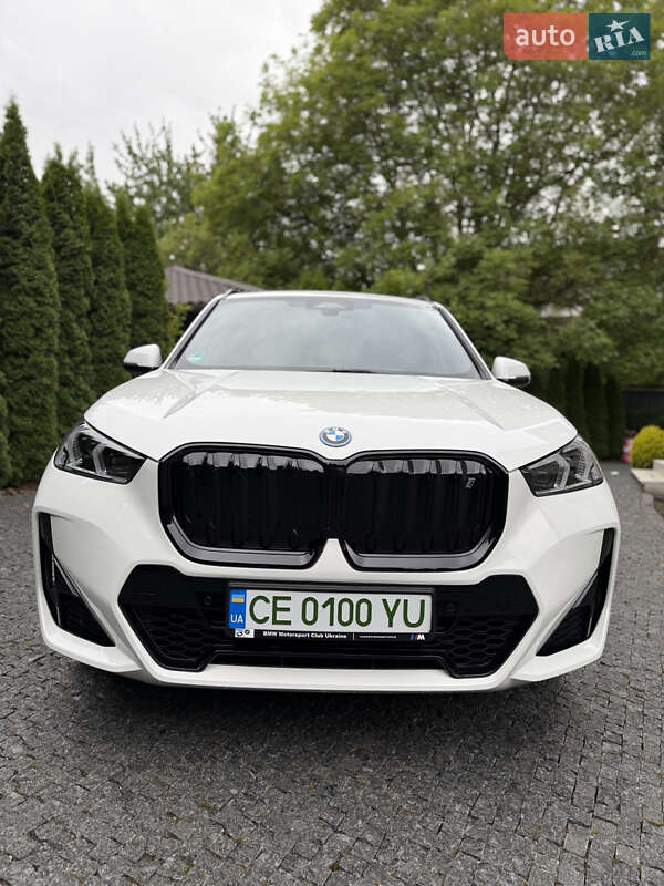 Внедорожник / Кроссовер BMW iX1 2023 в Черновцах