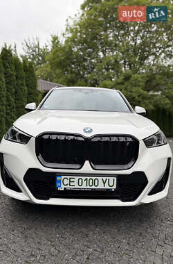 Внедорожник / Кроссовер BMW iX1 2023 в 