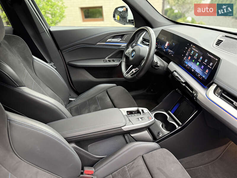 Внедорожник / Кроссовер BMW iX1 2023 в Черновцах